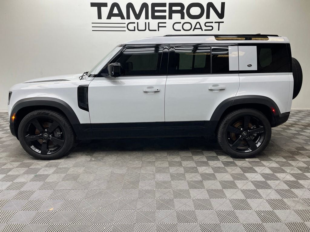 2023 Land Rover Defender 110 X-Dynamic SE