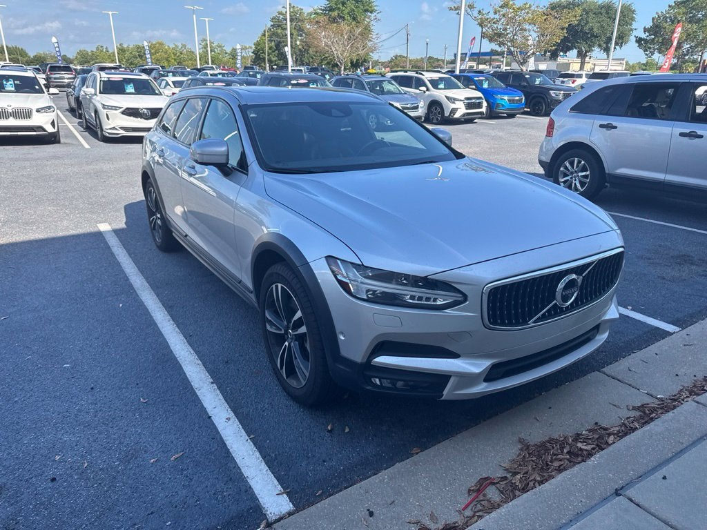 2018 Volvo V90 Cross Country T5