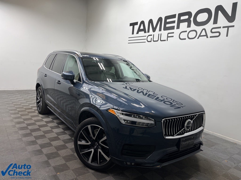 2022 Volvo XC90 T6 Momentum