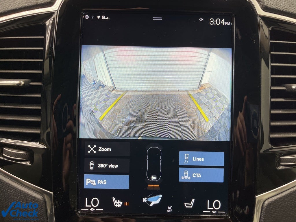 2022 Volvo XC90 T6 Momentum