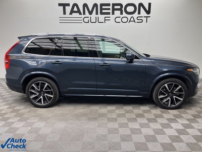 2022 Volvo XC90 T6 Momentum
