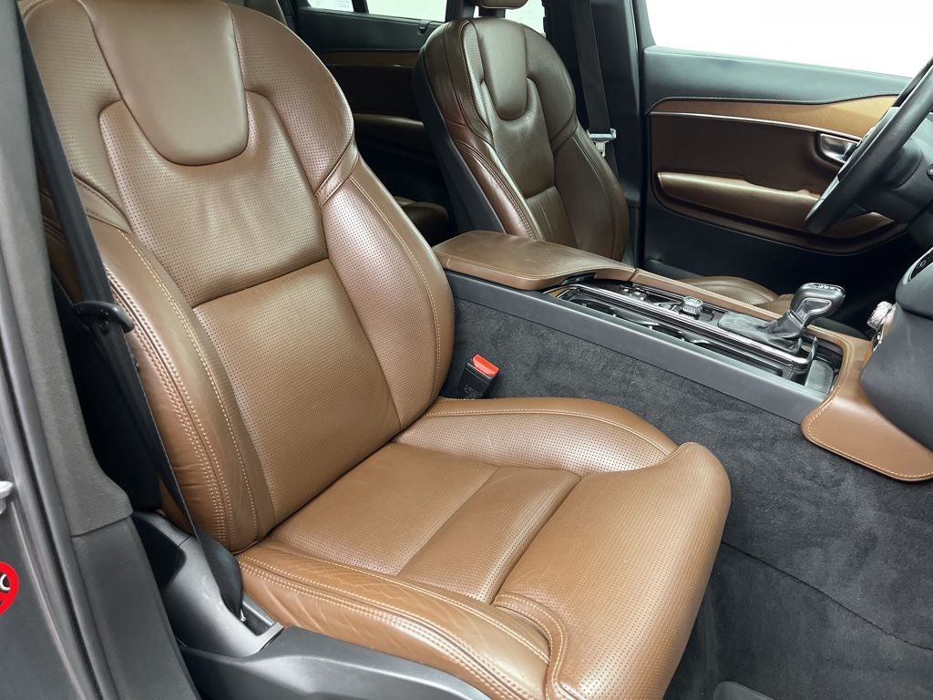 2018 Volvo XC90 T6 Inscription
