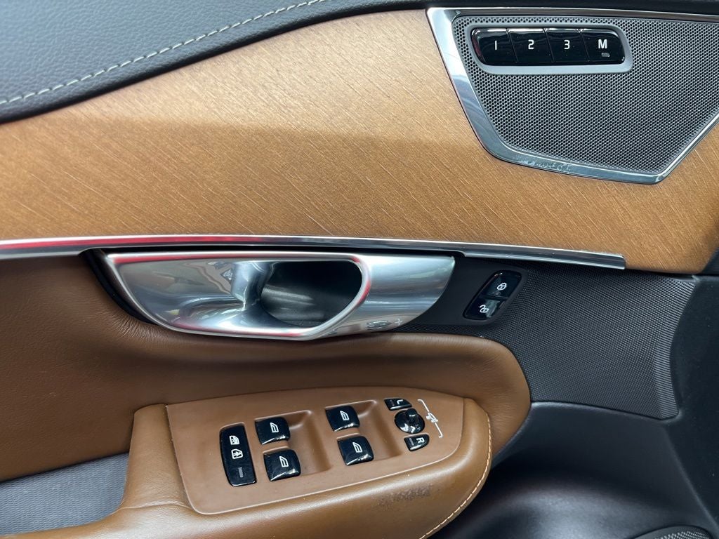 2018 Volvo XC90 T6 Inscription