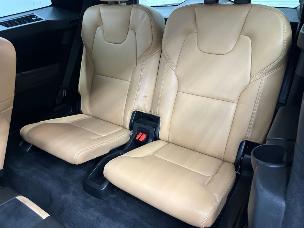 2021 Volvo XC90 Recharge Plug-In Hybrid T8 Inscription 7 Passenger