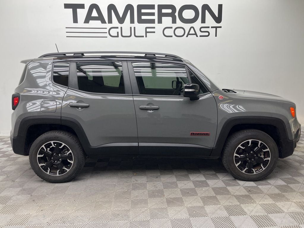 2023 Jeep Renegade Trailhawk