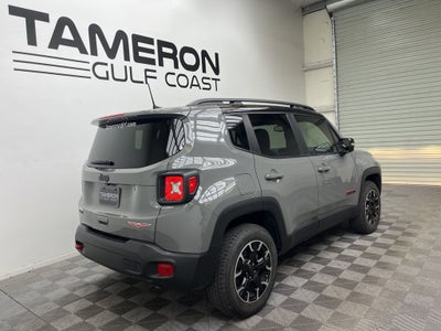 2023 Jeep Renegade Trailhawk