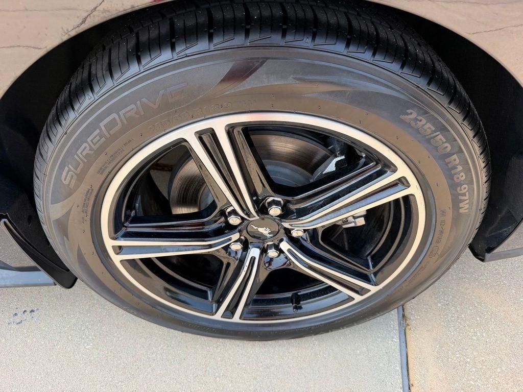 2025 Ford Mustang EcoBoost Premium