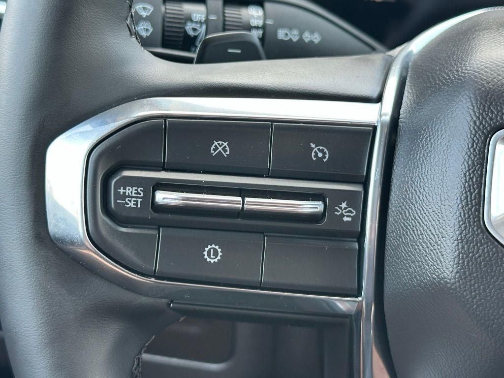 2025 GMC Yukon Elevation