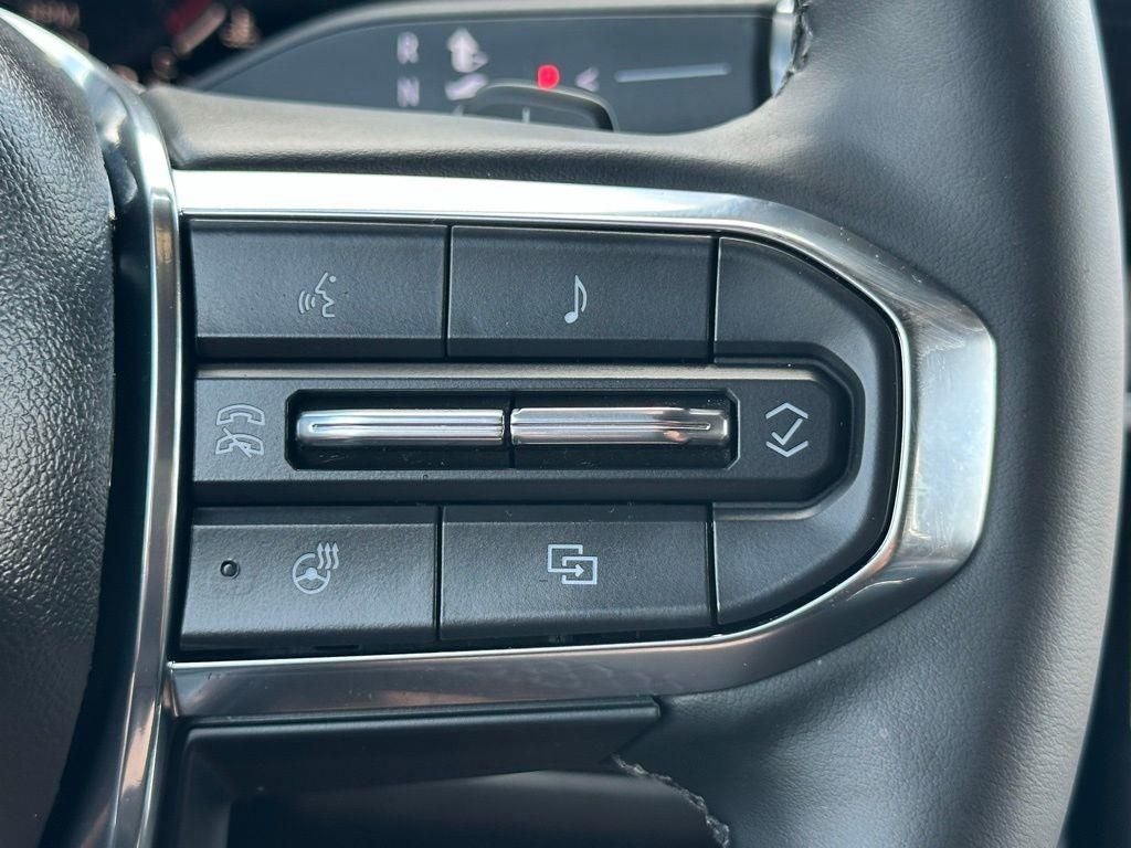 2025 GMC Yukon Elevation