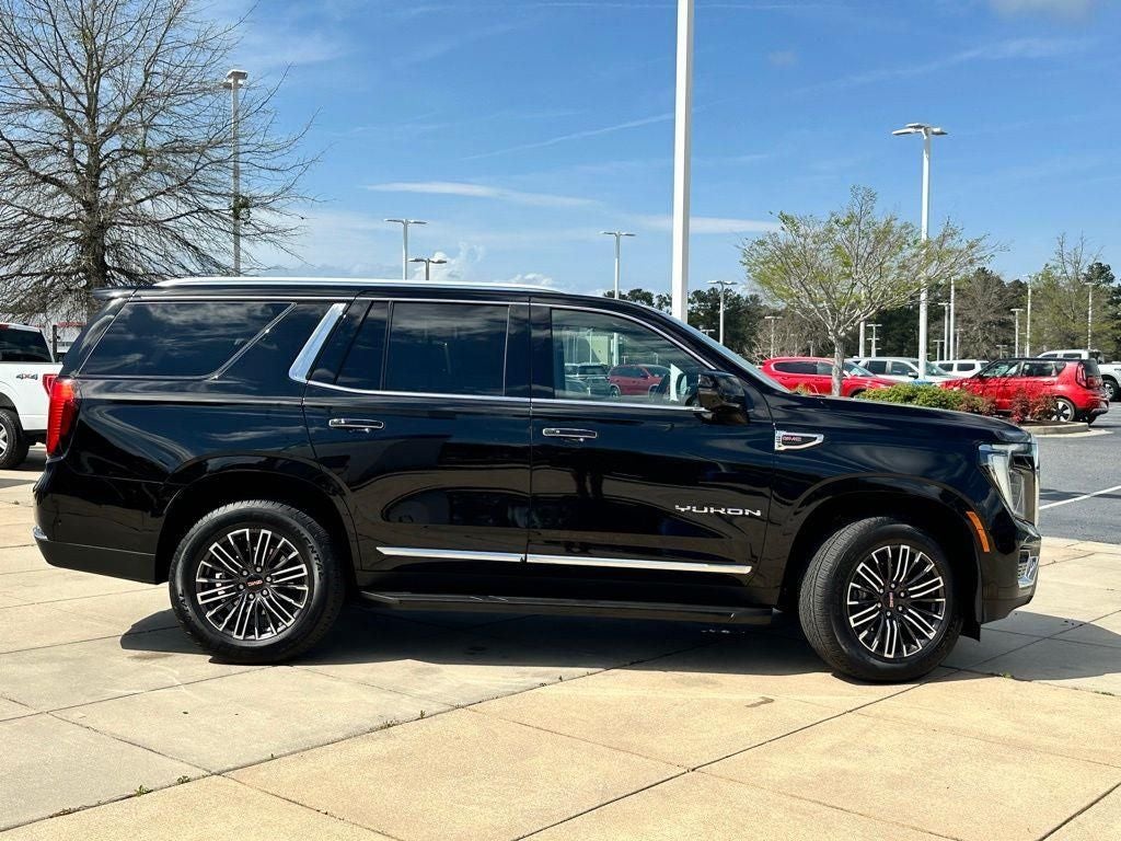 2025 GMC Yukon Elevation