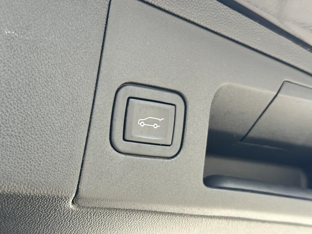 2023 Cadillac XT5 Luxury