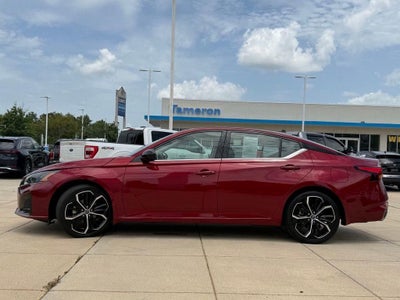 2023 Nissan Altima 2.5 SR