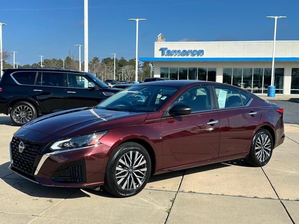 2025 Nissan Altima 2.5 SV