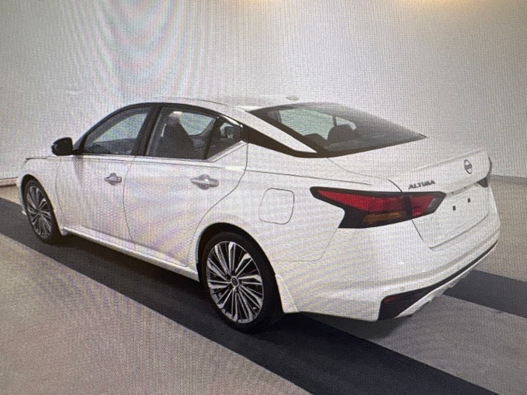 2024 Nissan Altima 2.5 SL
