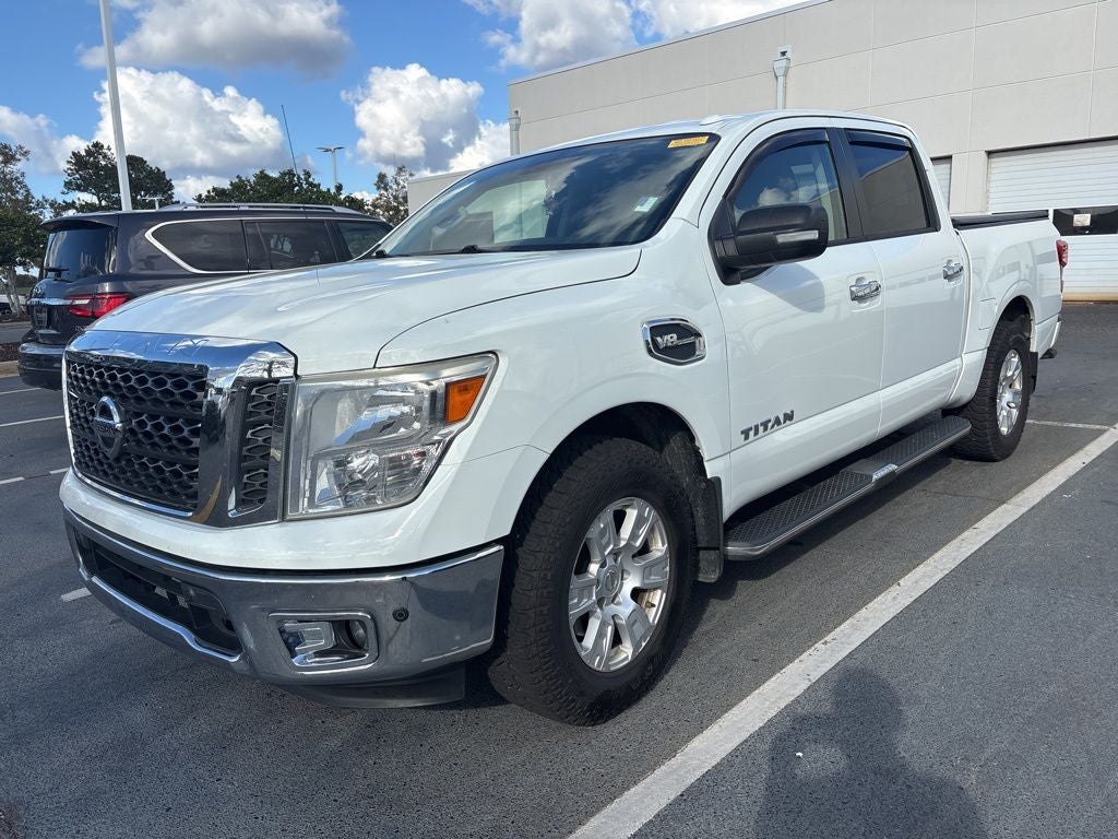 2017 Nissan Titan SV
