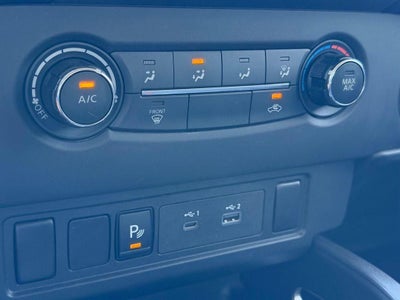 2024 Nissan Frontier SV