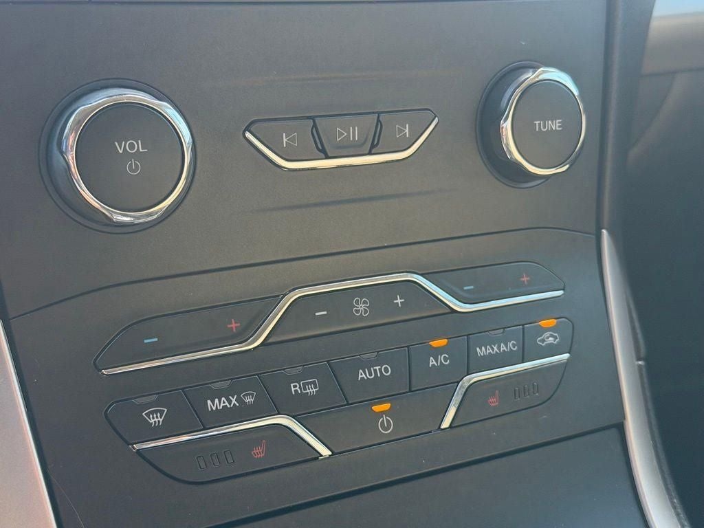 2020 Ford Edge SEL