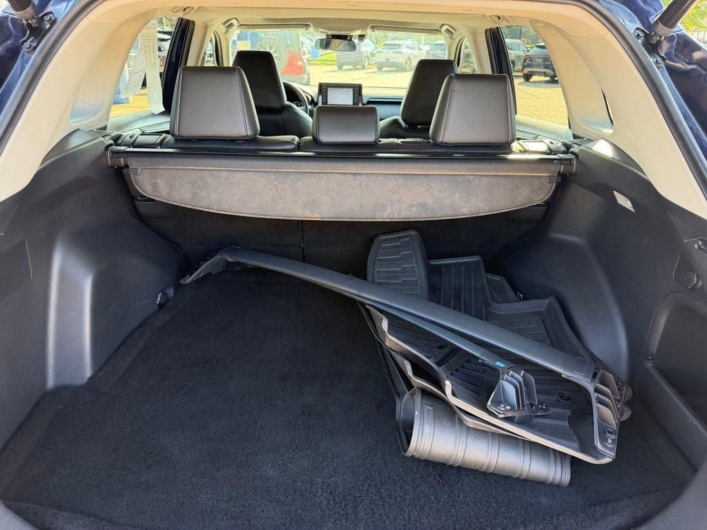 2021 Toyota RAV4 Hybrid XLE Premium