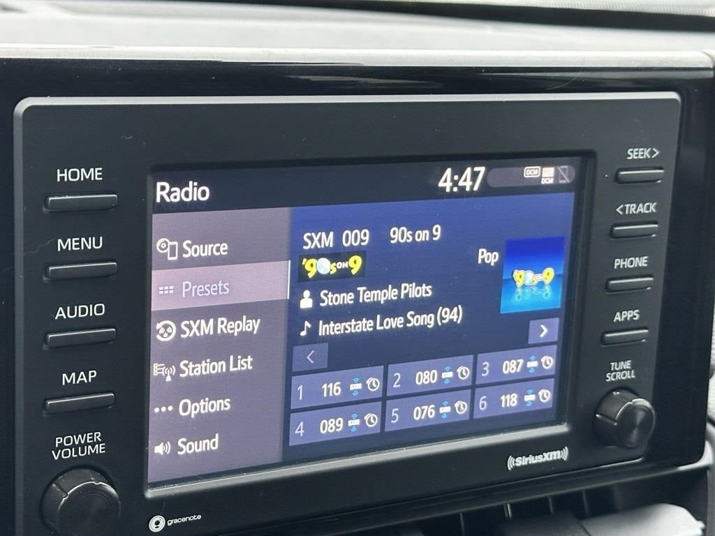 2020 Toyota RAV4 Hybrid LE