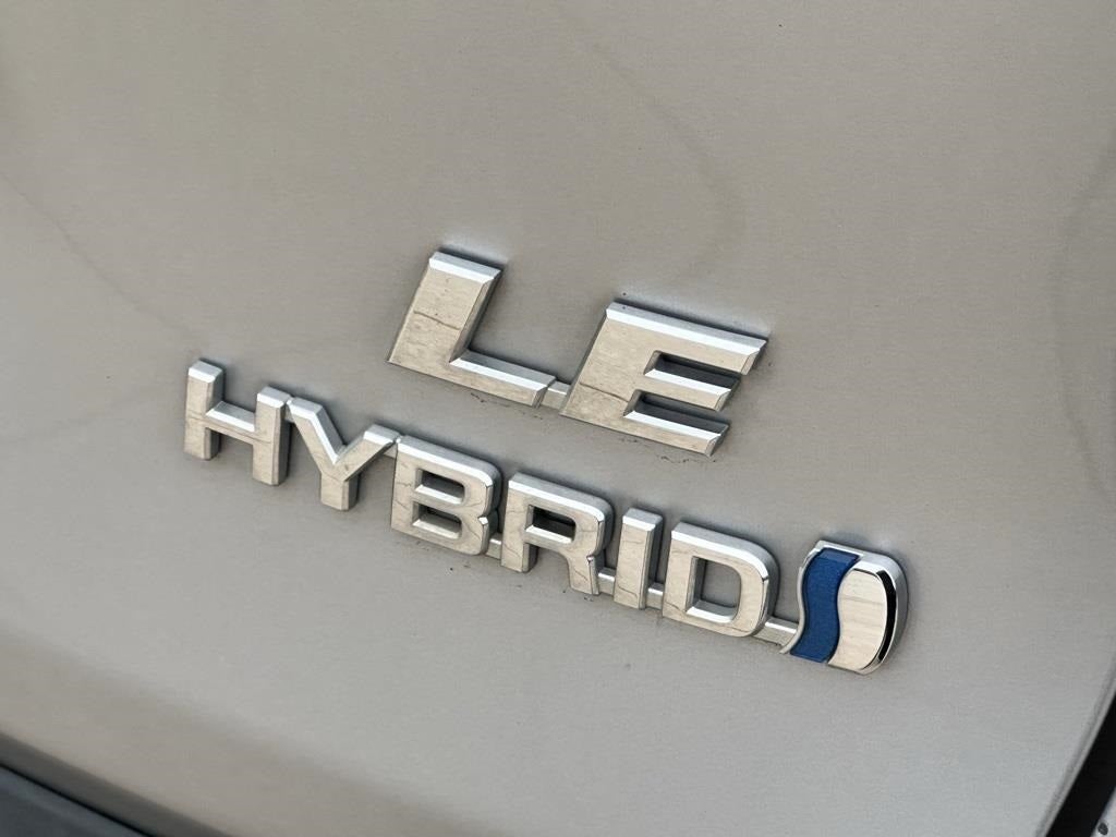 2020 Toyota RAV4 Hybrid LE