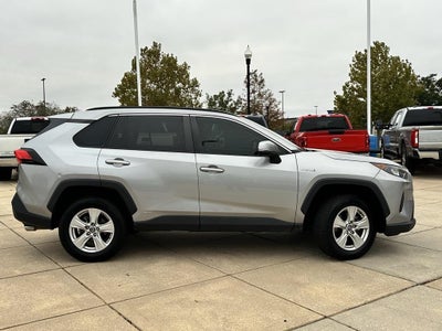 2020 Toyota RAV4 Hybrid LE