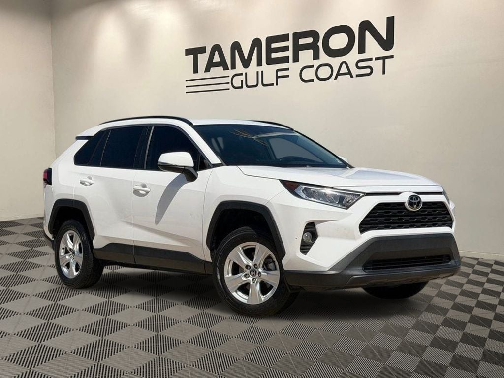 2021 Toyota RAV4 XLE