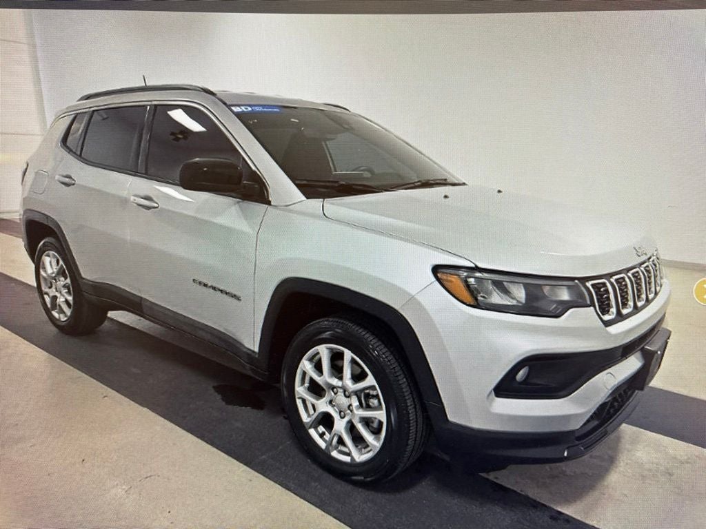 2024 Jeep Compass Latitude Lux
