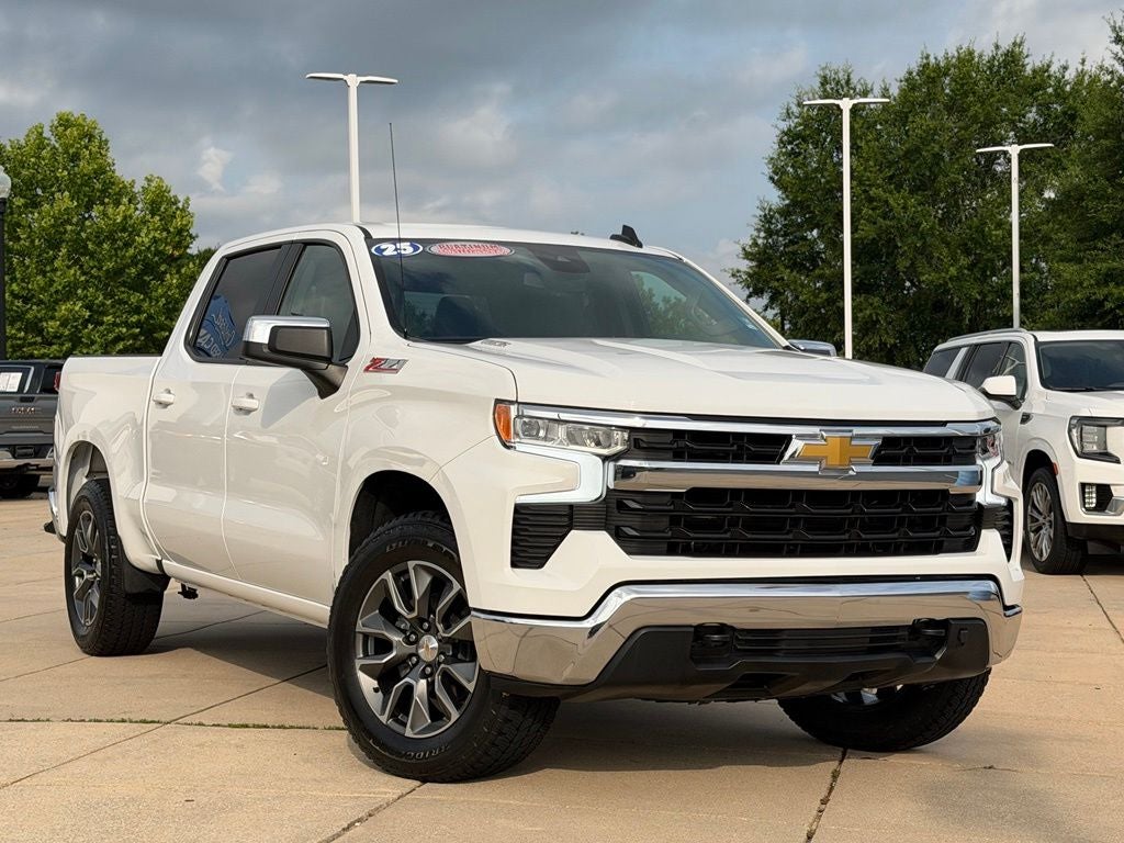 2025 Chevrolet Silverado 1500 LT LT1