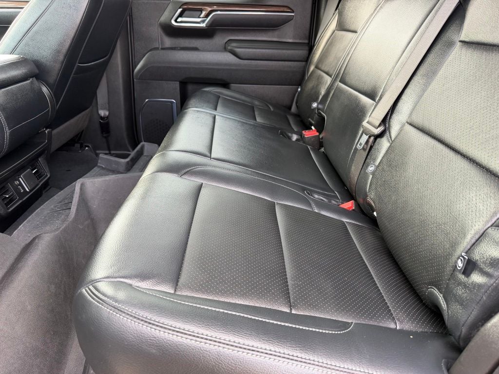 2025 Chevrolet Silverado 1500 LT LT1