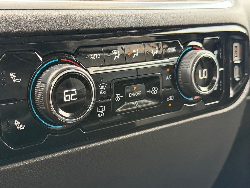 2025 Chevrolet Silverado 1500 LT LT1