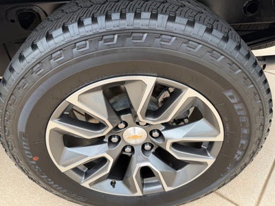 2025 Chevrolet Silverado 1500 LT LT1