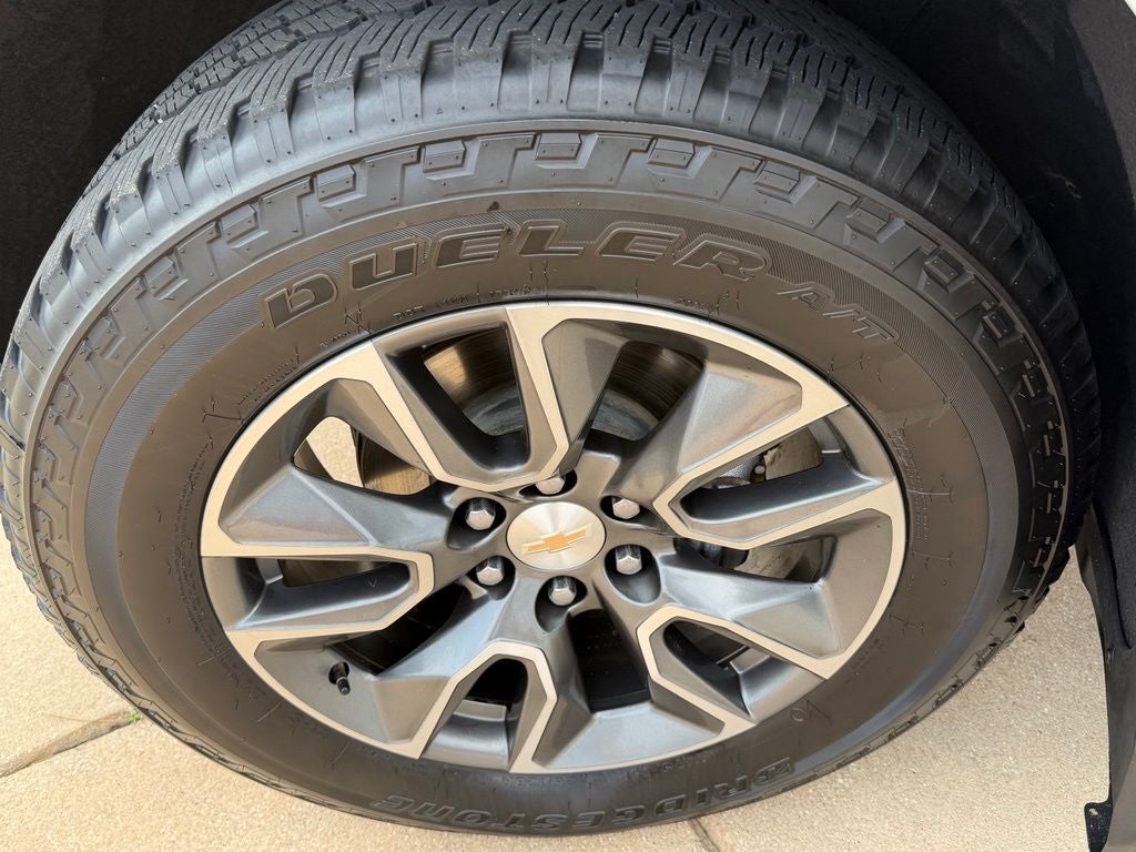 2025 Chevrolet Silverado 1500 LT LT1