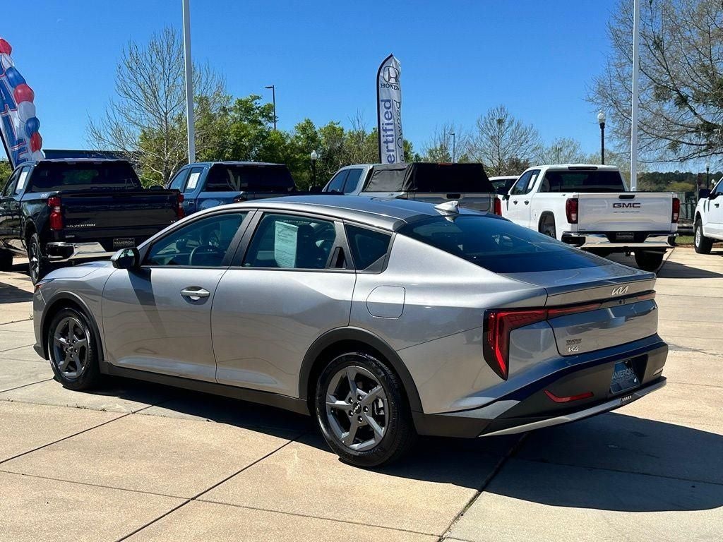 2025 Kia K4 LXS