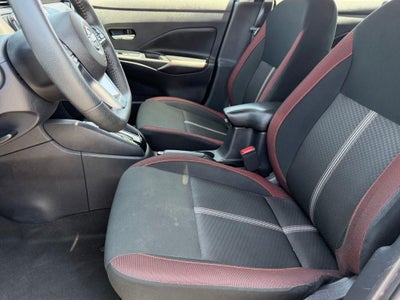 2024 Nissan Versa 1.6 SR