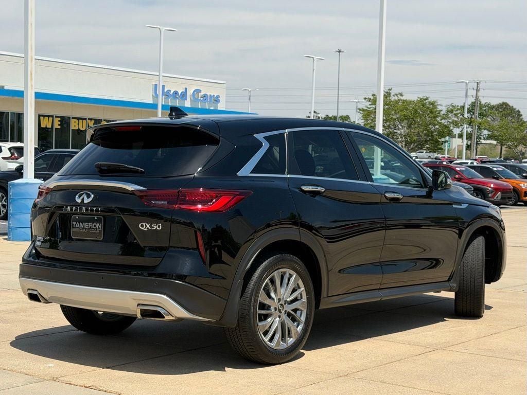 2025 INFINITI QX50 PURE