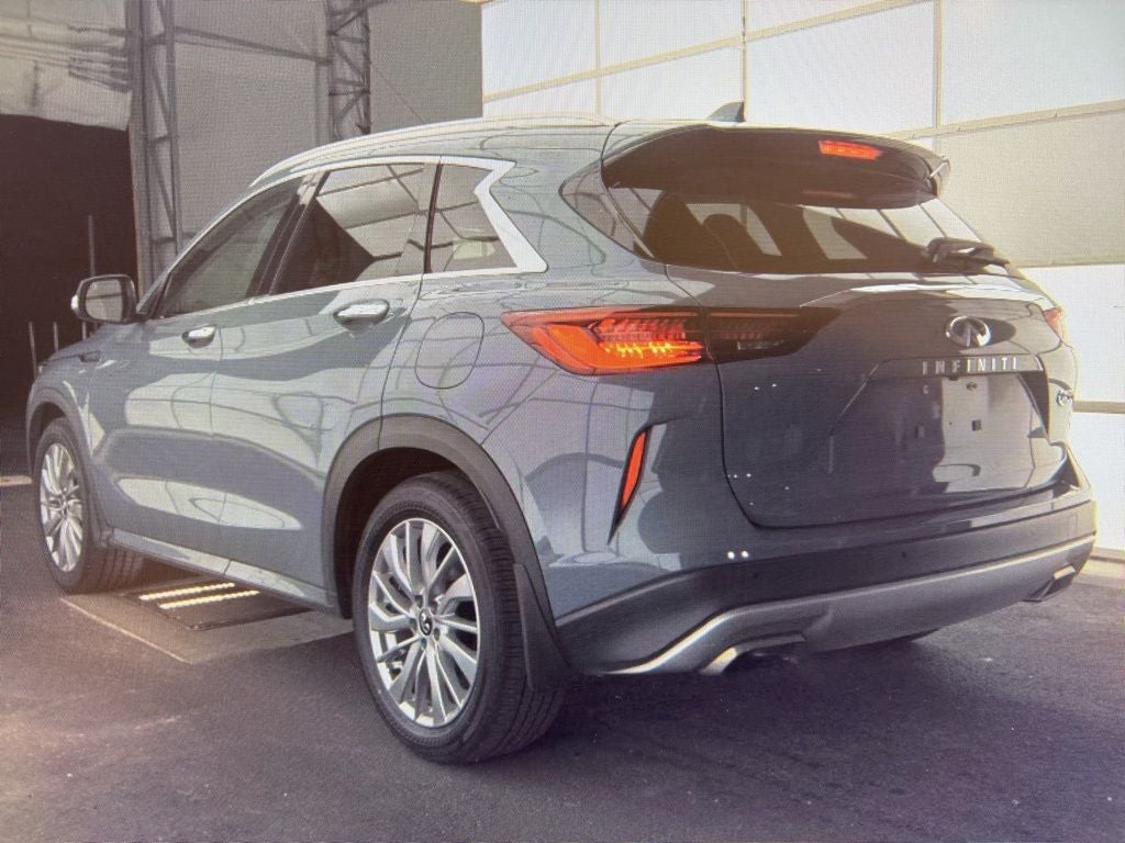 2023 INFINITI QX50 LUXE