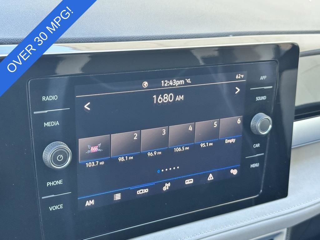 2025 Volkswagen Taos 1.5T SE