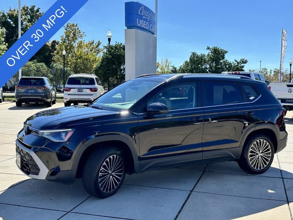2025 Volkswagen Taos 1.5T SE