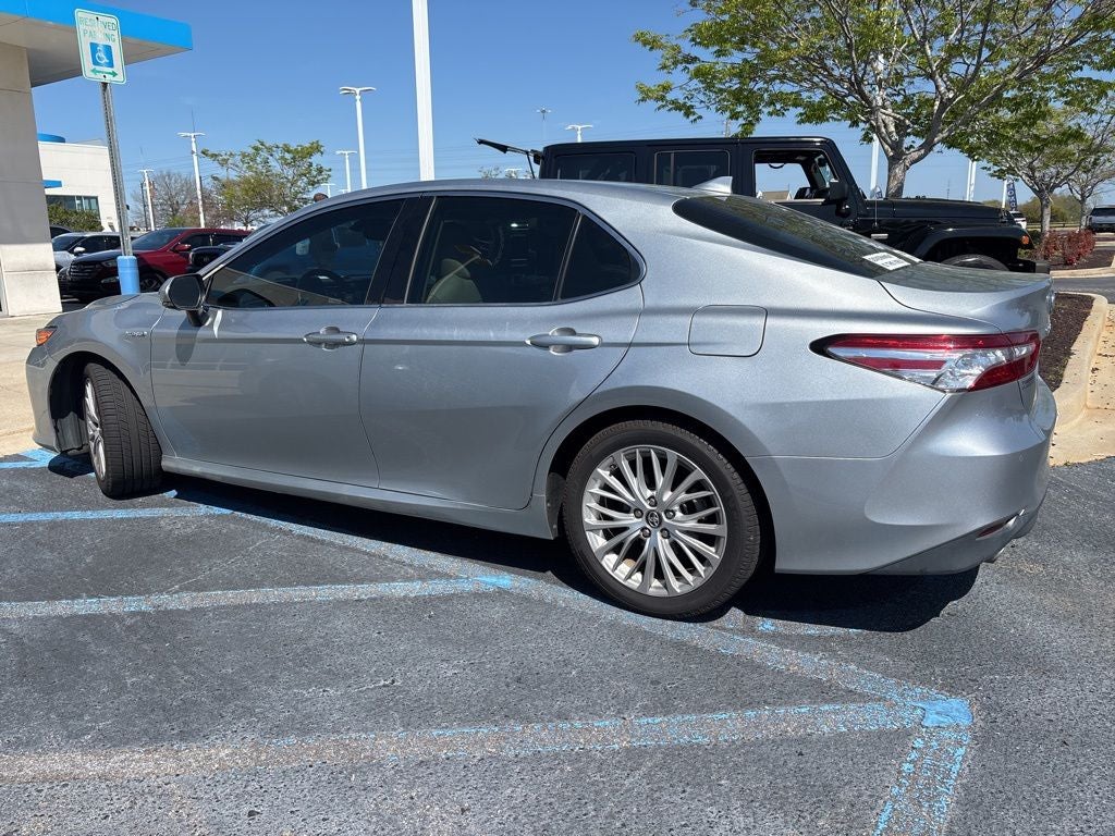 2018 Toyota Camry Hybrid XLE