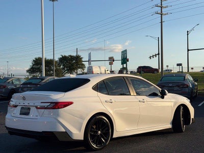 2025 Toyota Camry SE