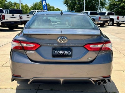 2020 Toyota Camry SE