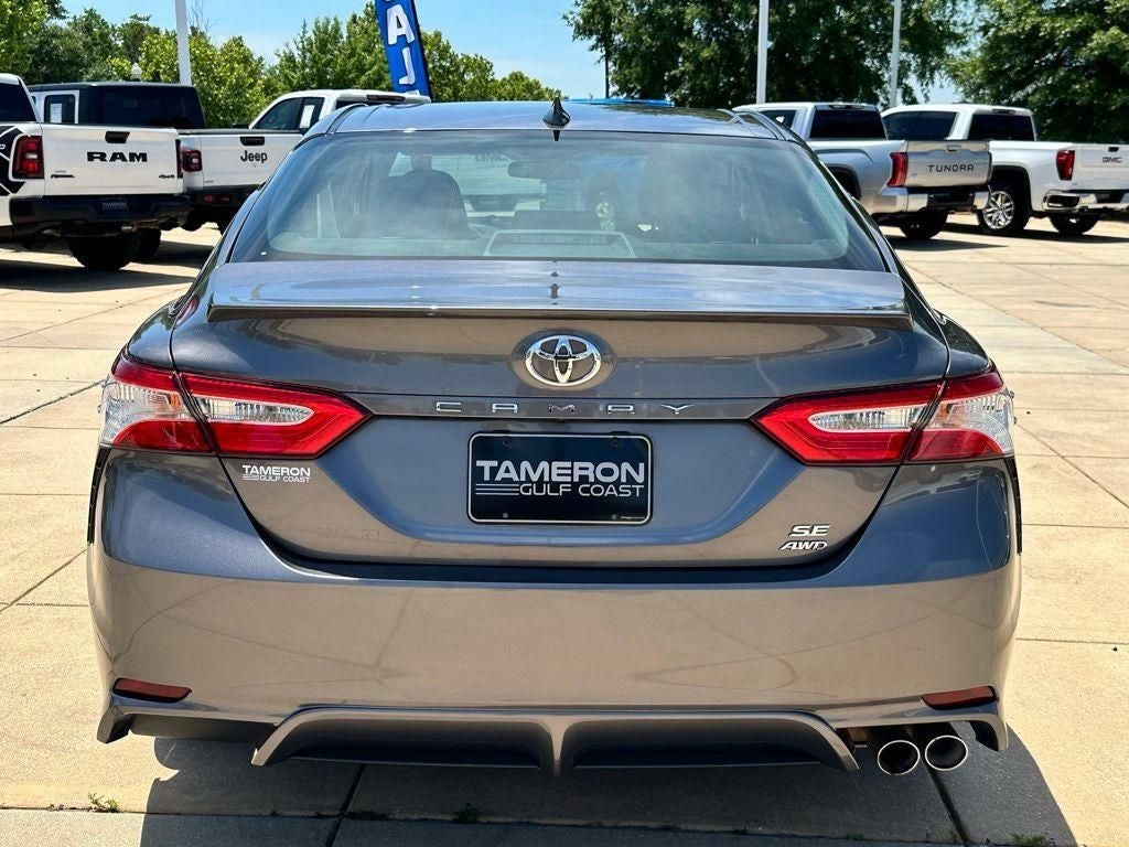 2020 Toyota Camry SE