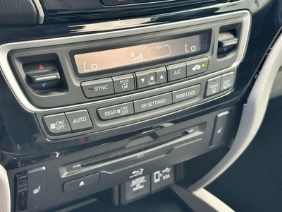 2022 Honda Pilot Touring 7 Passenger