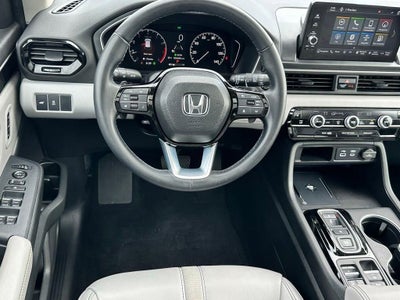 2025 Honda Pilot Touring