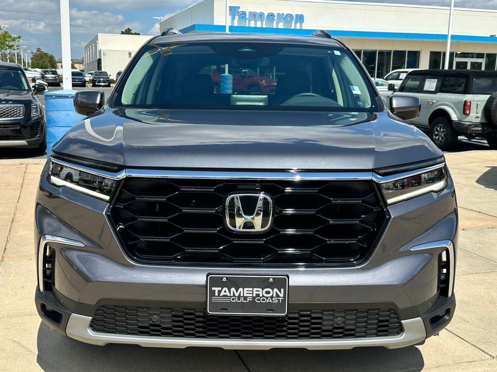 2025 Honda Pilot Touring