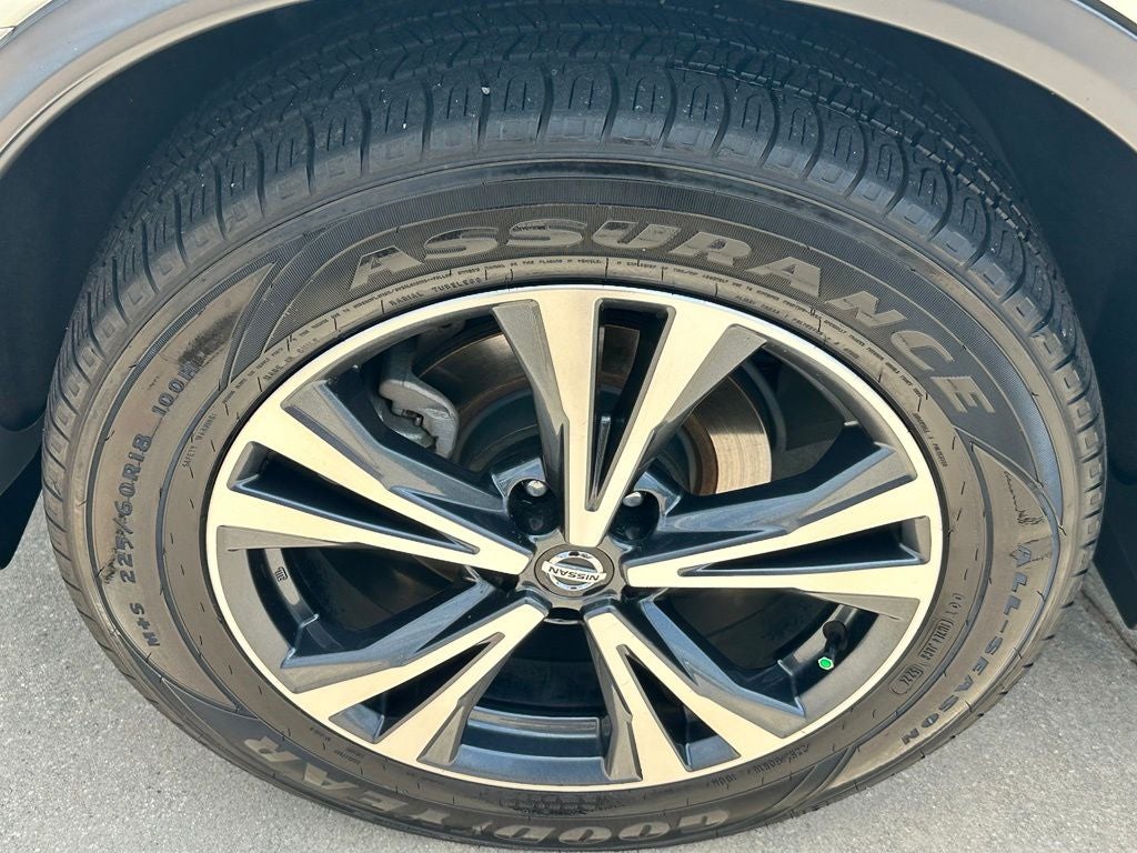 2020 Nissan Rogue SV