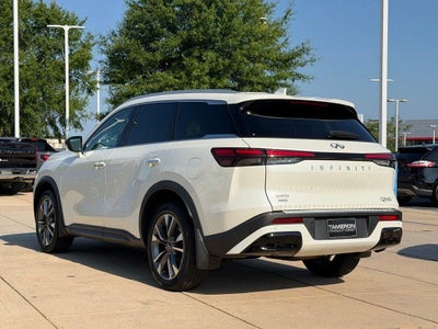 2023 INFINITI QX60 LUXE