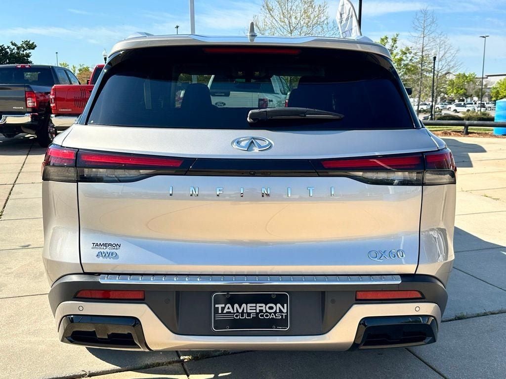 2023 INFINITI QX60 LUXE