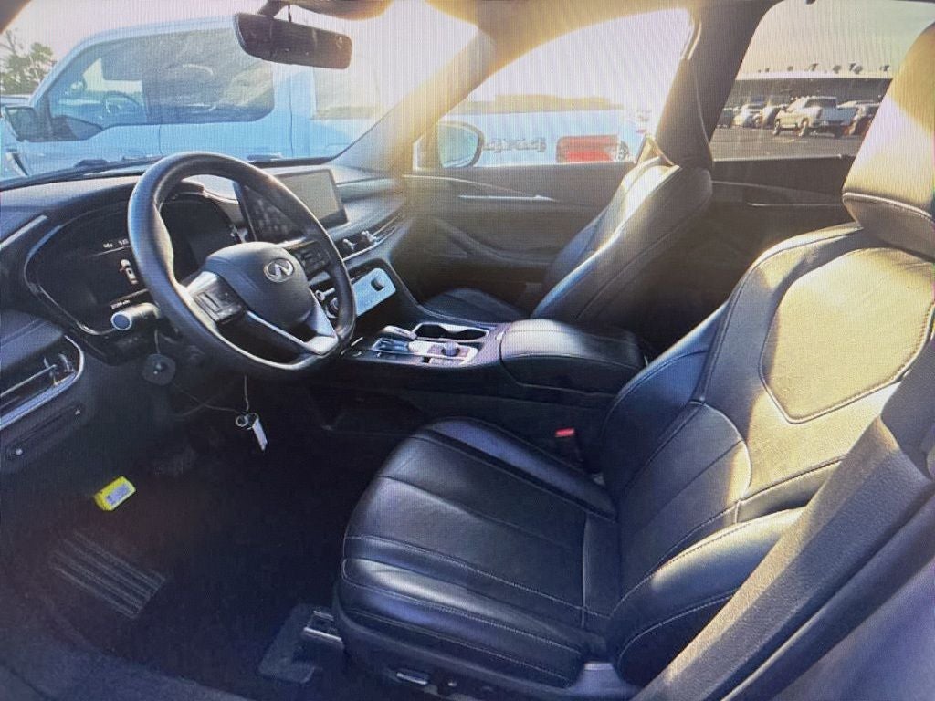 2023 INFINITI QX60 LUXE