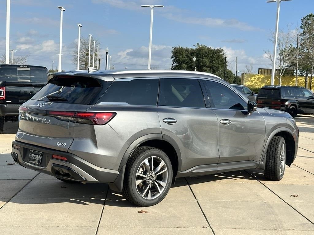 2023 INFINITI QX60 LUXE